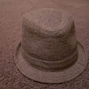 Grey fedora